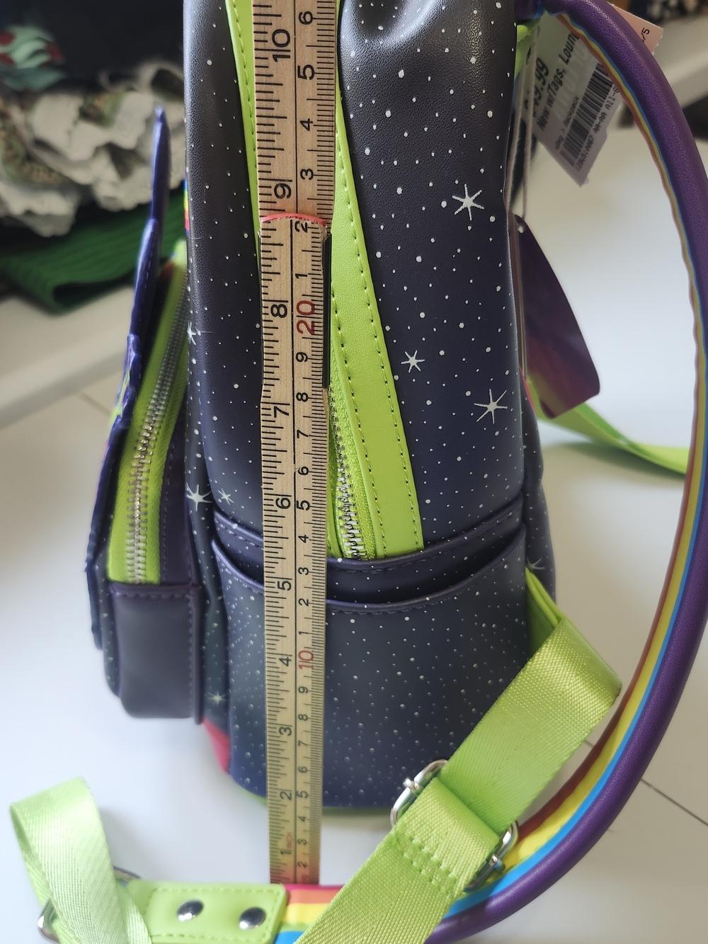 RARE NWT Zoomer & Zorbit Lounge fly Lisa Frank Alien VW Bug Rainbow Backpack - Picture 2 of 5
